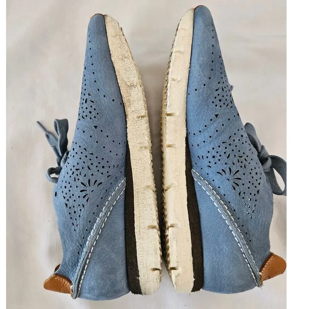 OTBT Blue Leather Cutout Khora Sneaker 7M Casual Leightweight Minimalist Basic